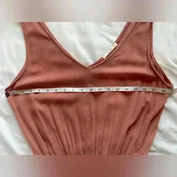 Le Lis Make Me Blush Jumpsuit Pockets Stretch Waist Tank Women's Medium - Picture 10 of 12